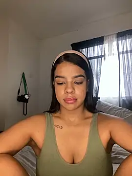 trianawhite online show from 02-27-26, 03:12