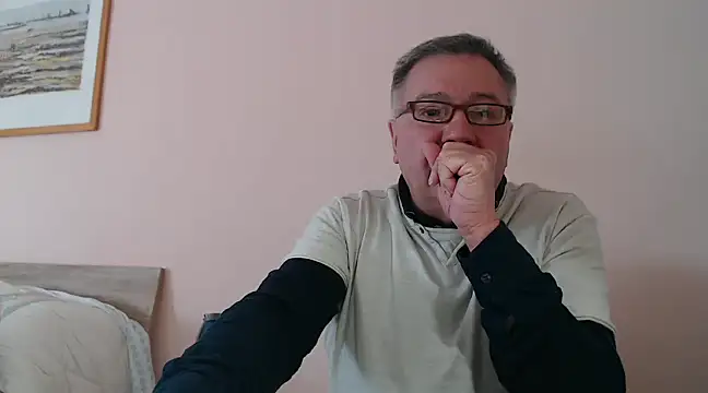 Snapshot of YOU6me chatting on 01-30-25, 10:19 YOU6me online show from 01-30-25, 10:19