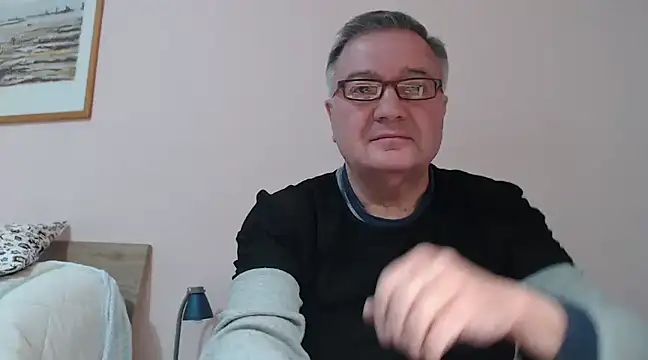 Snapshot of YOU6me chatting on 02-01-25, 04:54 YOU6me online show from 02-01-25, 04:54