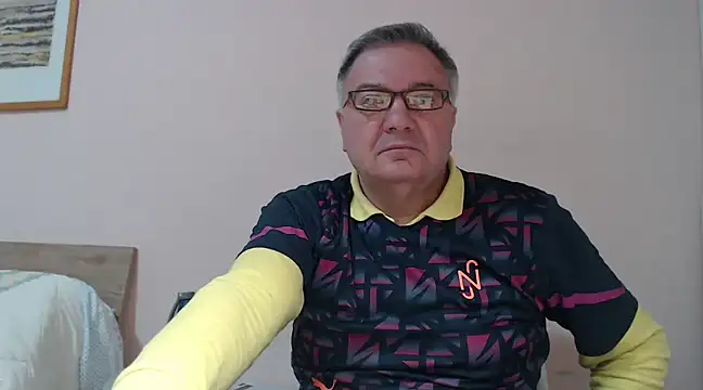 Snapshot of YOU6me chatting on 02-03-25, 06:49 YOU6me online show from 02-03-25, 06:49