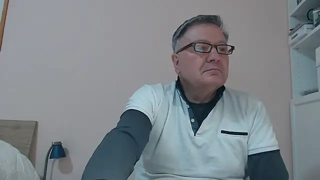 Snapshot of YOU6me chatting on 02-27-25, 02:54 YOU6me online show from 02-27-25, 02:54