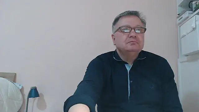 Snapshot of YOU6me chatting on 03-03-25, 05:50 YOU6me online show from 03-03-25, 05:50