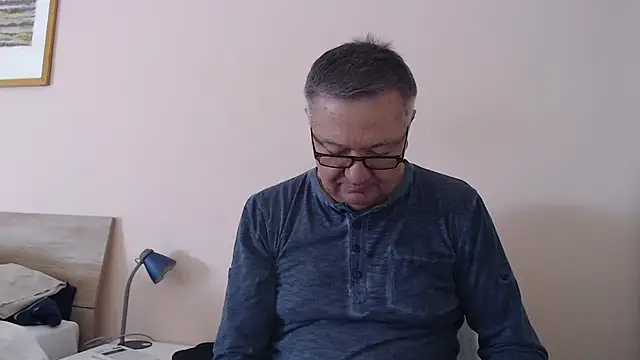 Snapshot of YOU6me chatting on 09-18-25, 07:43 YOU6me online show from 09-18-25, 07:43