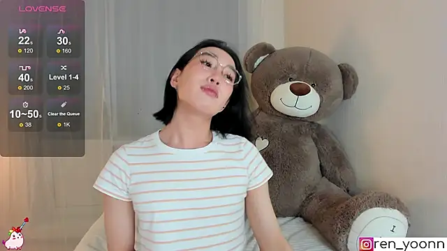 Ren yoon online show from 04-22-26, 01:41