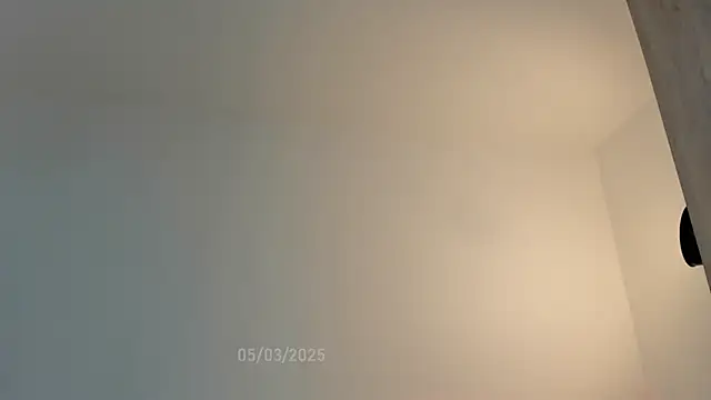 Snapshot of sweetest_bella chatting on 03-05-25, 09:59 sweetest bella online show from 03-05-25, 09:59