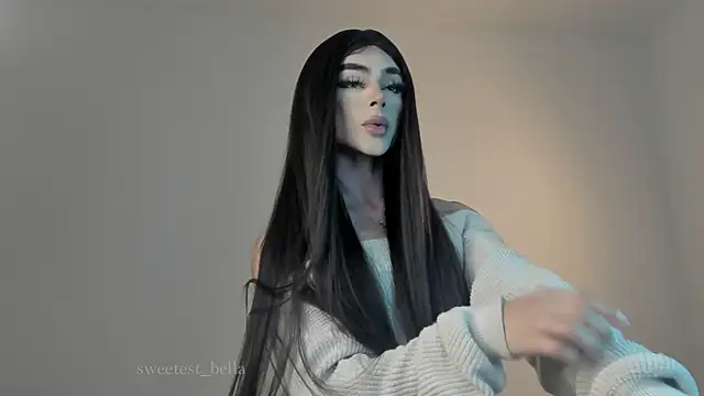 Snapshot of sweetest_bella chatting on 03-11-25, 12:44 sweetest bella online show from 03-11-25, 12:44