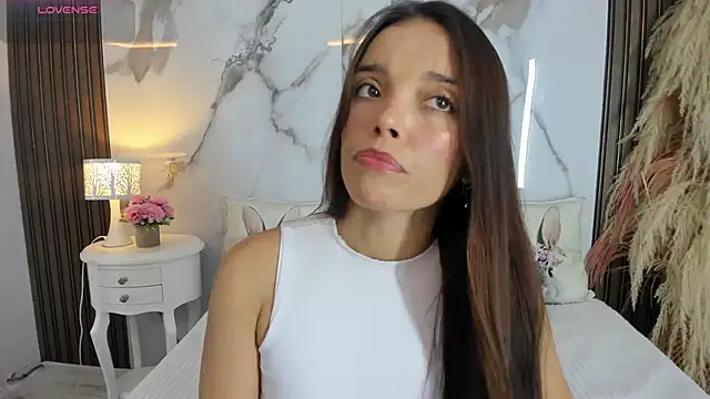 hannahill69 online show from 03-05-26, 04:41