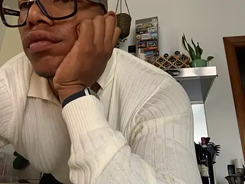 Snapshot of iamrafaelhot chatting on 11-08-25, 01:00 iamrafaelhot online show from 11-08-25, 01:00