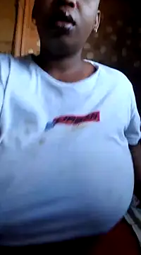 winterqueenx online show from 02-25-25, 03:52