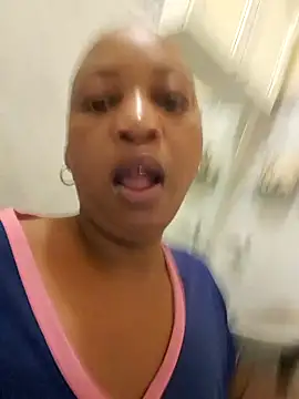 winterqueenx online show from 03-21-25, 02:18