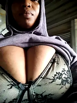 winterqueenx online show from 04-16-26, 05:30