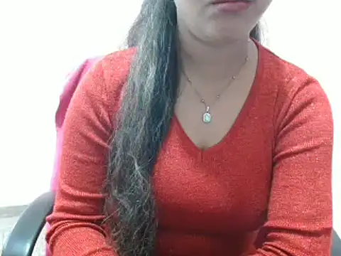 LovingPihu online show from 03-08-25, 04:56