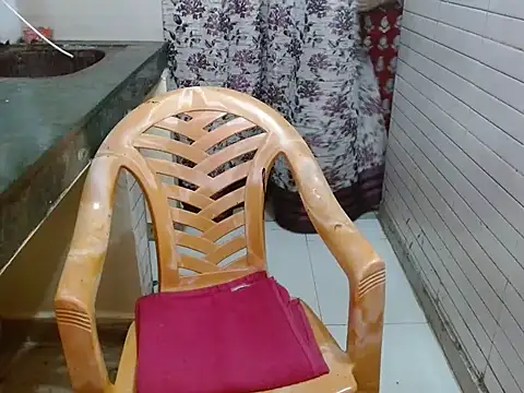 LovingPihu online show from 10-12-25, 05:50