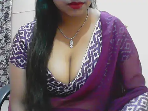 LovingPihu online show from 04-24-26, 06:16