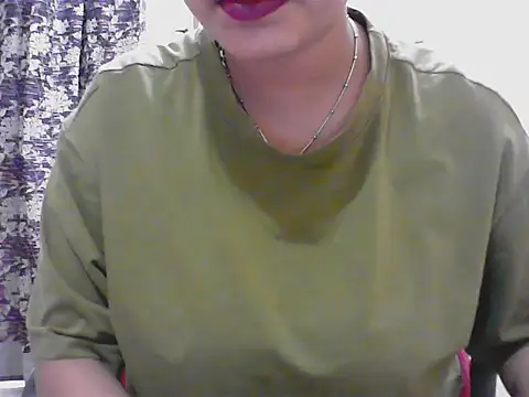 Snapshot of LovingPihu chatting on 05-16-26, 05:59 LovingPihu online show from 05-16-26, 05:59