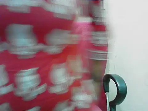 Snapshot of LovingPihu chatting on 05-21-26, 05:58 LovingPihu online show from 05-21-26, 05:58