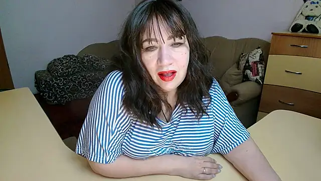 Snapshot of Lucretia_Goldi_ chatting on 02-25-26, 10:52 Lucretia Goldi online show from 02-25-26, 10:52