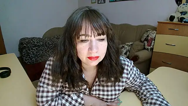 Snapshot of Lucretia_Goldi_ chatting on 03-09-26, 12:47 Lucretia Goldi online show from 03-09-26, 12:47