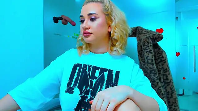 sassy madeline online show from 12-14-24, 04:09