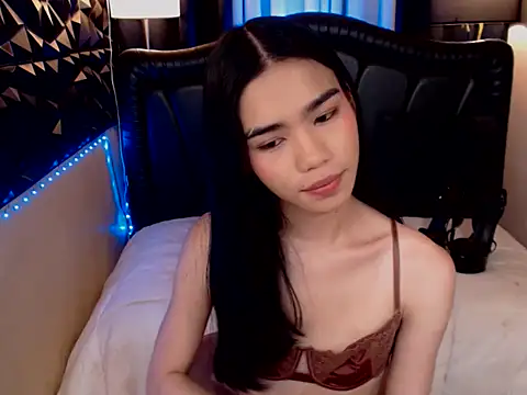 Snapshot of VerSexTs chatting on 06-18-26, 11:36 VerSexTs online show from 06-18-26, 11:36