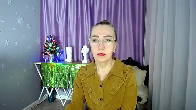 Snapshot of queen_a_n_i chatting on 01-02-25, 01:19 queen a n i online show from 01-02-25, 01:19