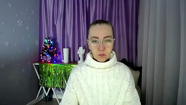 Snapshot of queen_a_n_i chatting on 01-10-25, 09:13 queen a n i online show from 01-10-25, 09:13