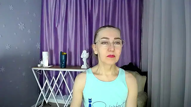 Snapshot of queen_a_n_i chatting on 02-02-25, 01:19 queen a n i online show from 02-02-25, 01:19