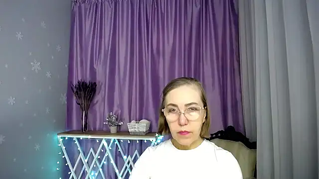 queen a n i online show from 03-30-26, 08:26