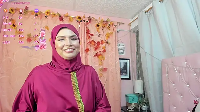 Snapshot of DarshaKhemu chatting on 11-05-25, 09:26 DarshaKhemu online show from 11-05-25, 09:26