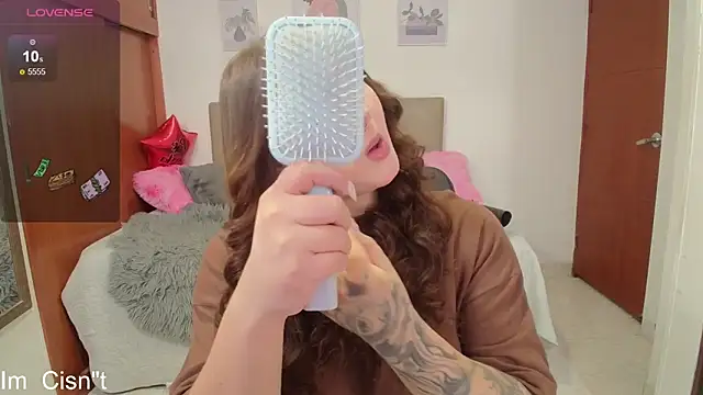 Miley Baker online show from 01-31-25, 01:02