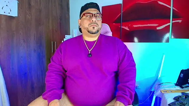 Snapshot of jacoob_woods chatting on 09-21-25, 02:13 jacoob woods online show from 09-21-25, 02:13