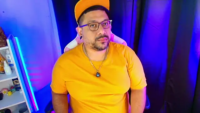 Snapshot of jacoob_woods chatting on 11-29-25, 11:13 jacoob woods online show from 11-29-25, 11:13