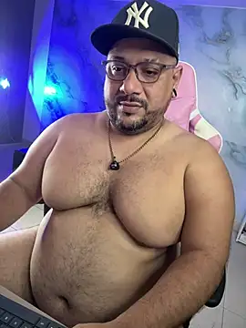 Snapshot of jacoob_woods chatting on 05-31-26, 03:41 jacoob woods online show from 05-31-26, 03:41