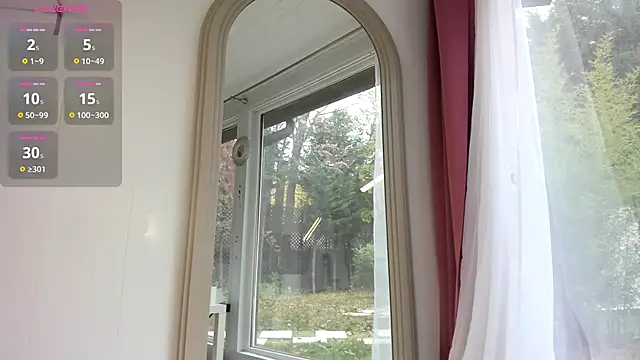 Naila18 online show from 10-26-25, 09:15