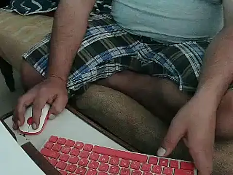 Snapshot of FUN4TIPS chatting on 01-08-25, 07:34 FUN4TIPS online show from 01-08-25, 07:34