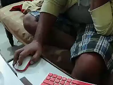 Snapshot of FUN4TIPS chatting on 01-10-25, 01:31 FUN4TIPS online show from 01-10-25, 01:31