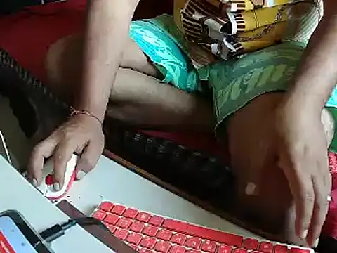 Snapshot of FUN4TIPS chatting on 02-12-25, 04:12 FUN4TIPS online show from 02-12-25, 04:12