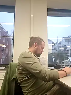 Snapshot of Tj1sen chatting on 01-13-25, 01:17 Tj1sen online show from 01-13-25, 01:17