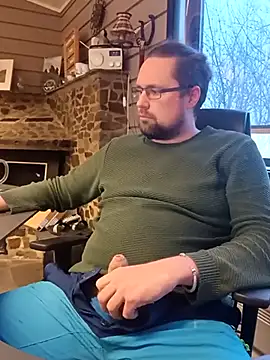 Snapshot of Tj1sen chatting on 02-21-25, 02:16 Tj1sen online show from 02-21-25, 02:16