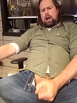 Snapshot of Tj1sen chatting on 12-03-25, 03:43 Tj1sen online show from 12-03-25, 03:43