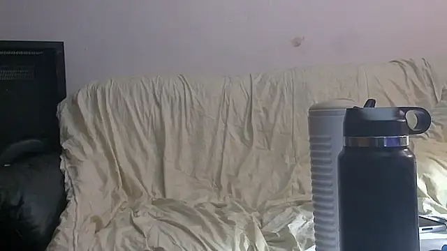 Snapshot of TheHellBilly chatting on 09-26-25, 08:40 TheHellBilly online show from 09-26-25, 08:40