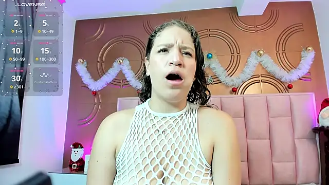 Snapshot of valeriaa19 chatting on 12-04-24, 05:05 valeriaa19 online show from 12-04-24, 05:05