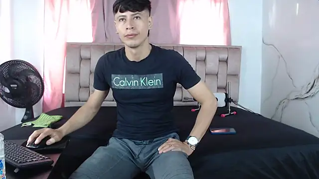 Sexytaty2022 online show from 03-25-26, 12:44