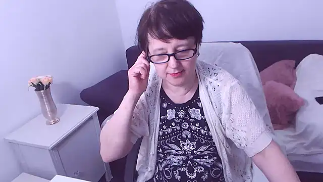 ChristaRose online show from 01-25-25, 12:06