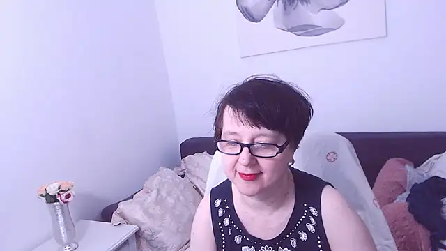 ChristaRose online show from 02-14-25, 06:40