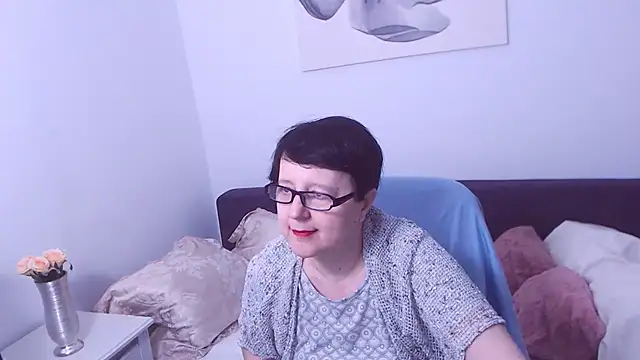 ChristaRose online show from 10-08-25, 11:46