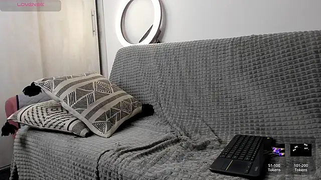 Snapshot of specter_27 chatting on 02-27-25, 03:14 specter 27 online show from 02-27-25, 03:14