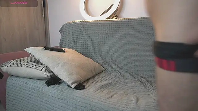 Snapshot of specter_27 chatting on 10-01-25, 11:00 specter 27 online show from 10-01-25, 11:00