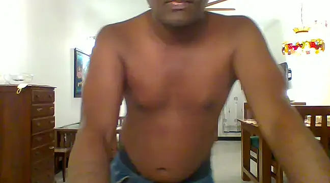 Snapshot of Slavebottombdsm09 chatting on 02-05-25, 02:59 Slavebottombdsm09 online show from 02-05-25, 02:59