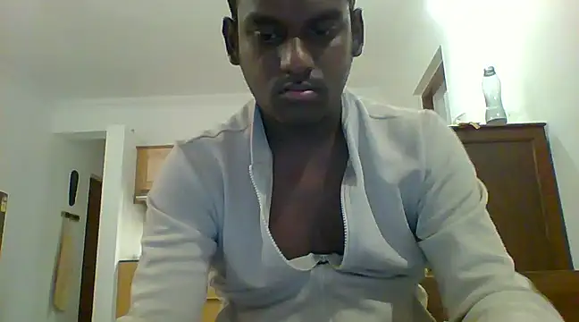 Snapshot of Slavebottombdsm09 chatting on 02-08-25, 02:38 Slavebottombdsm09 online show from 02-08-25, 02:38